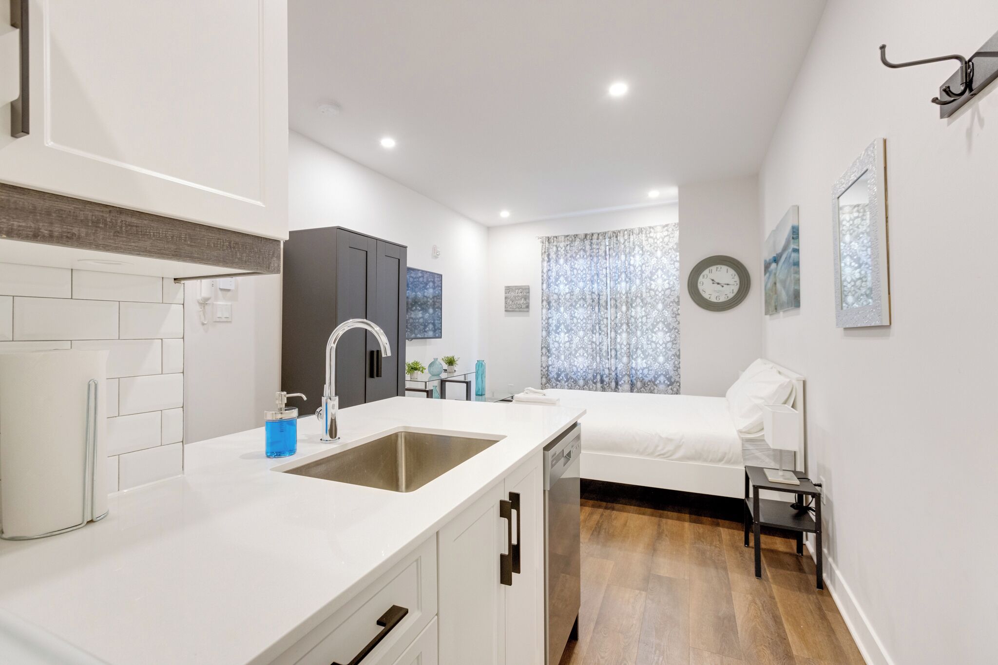 คอมฟอร์ทสตูดิโอ | Wi-Fi ฟรี, ผ้าปูที่นอน