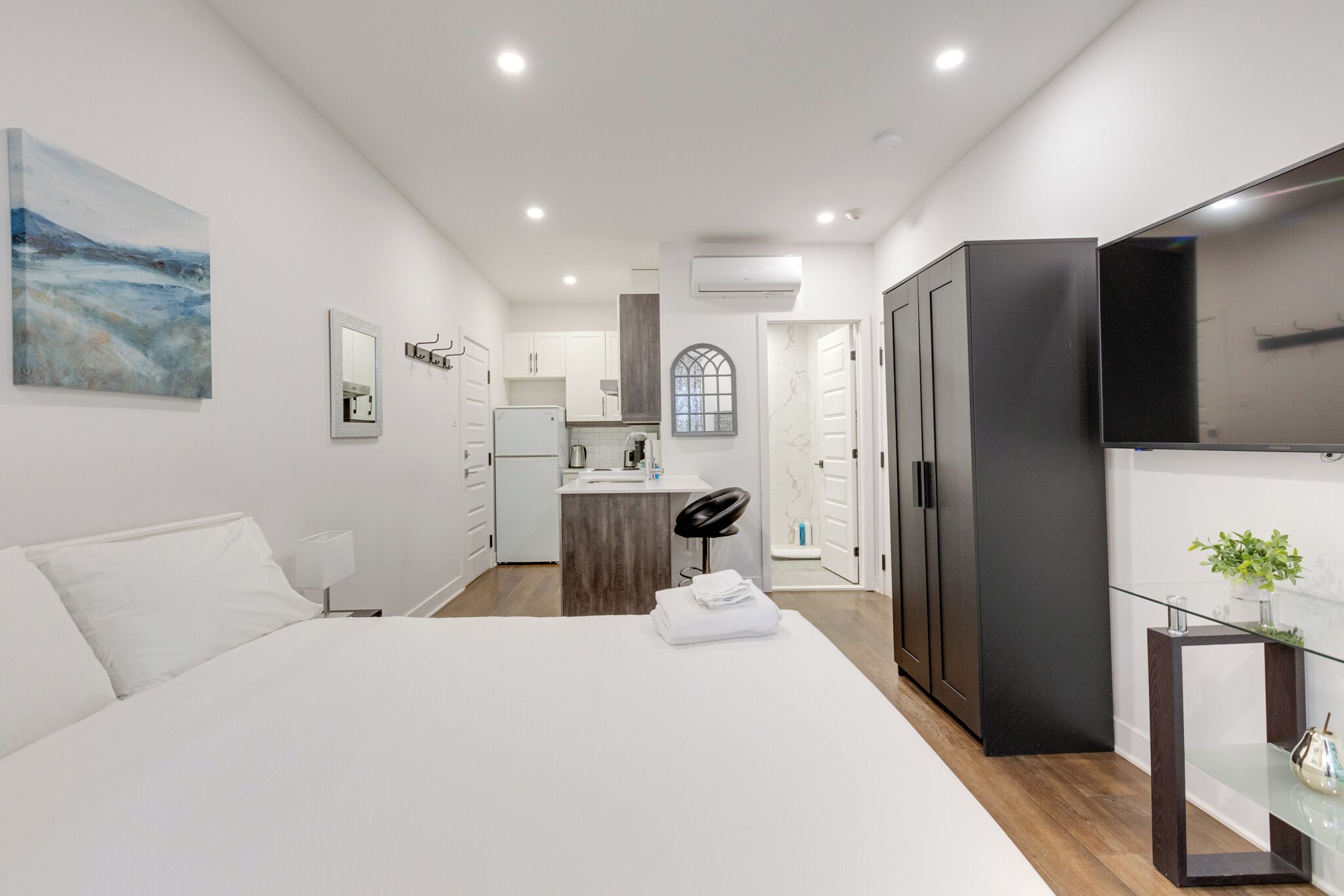 Comfort Studio | Free WiFi, bed sheets