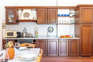Private kitchen - Saracina Magnolia– Appartamento privato in villa (Totona)