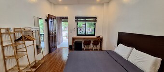 Basilia Guest House - Cozy 1BDR with Bathroom