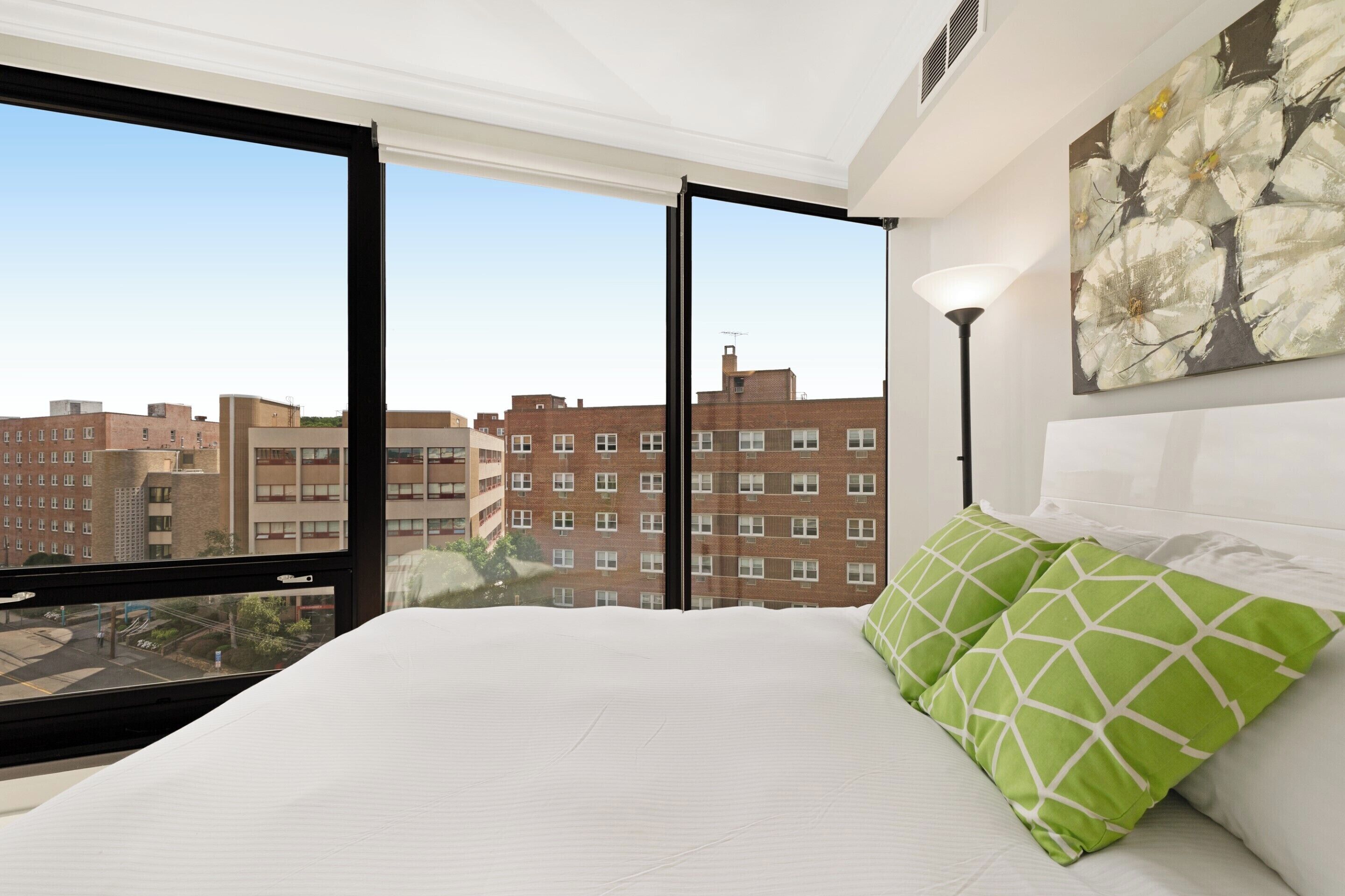 Iron/ironing board, free WiFi