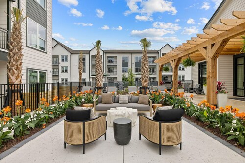 Global Luxury Suites Downtown Charleston