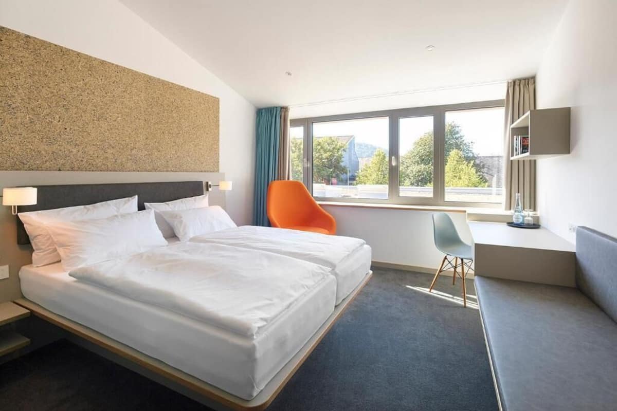 Standard Double Room | In-room safe, soundproofing, iron/ironing board, free WiFi