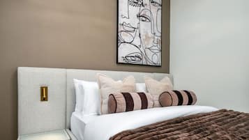 2 slaapkamers, een strijkplank/strijkijzer, wifi, beddengoed