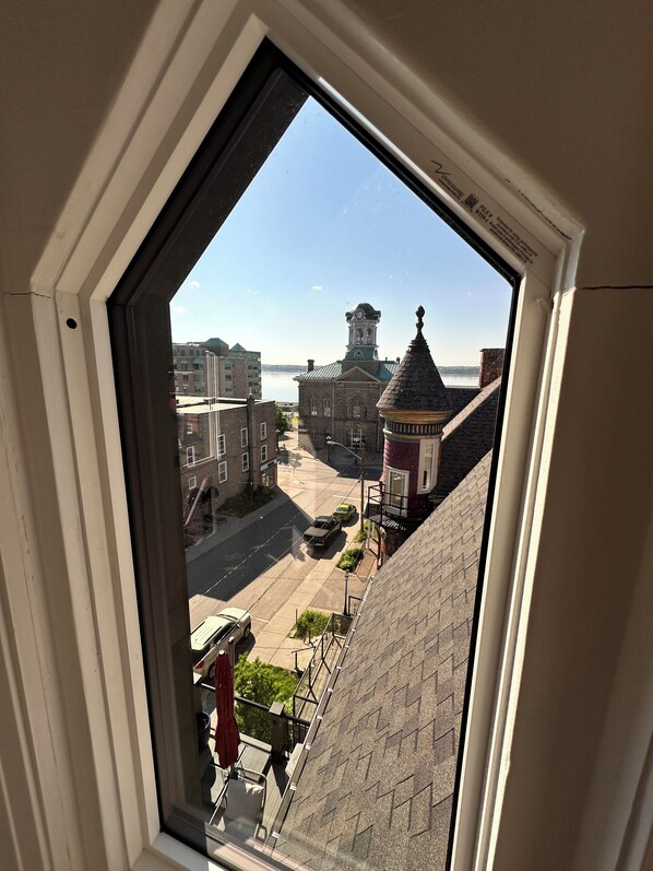 Interior - WidowsPeak B&B (Brockville)