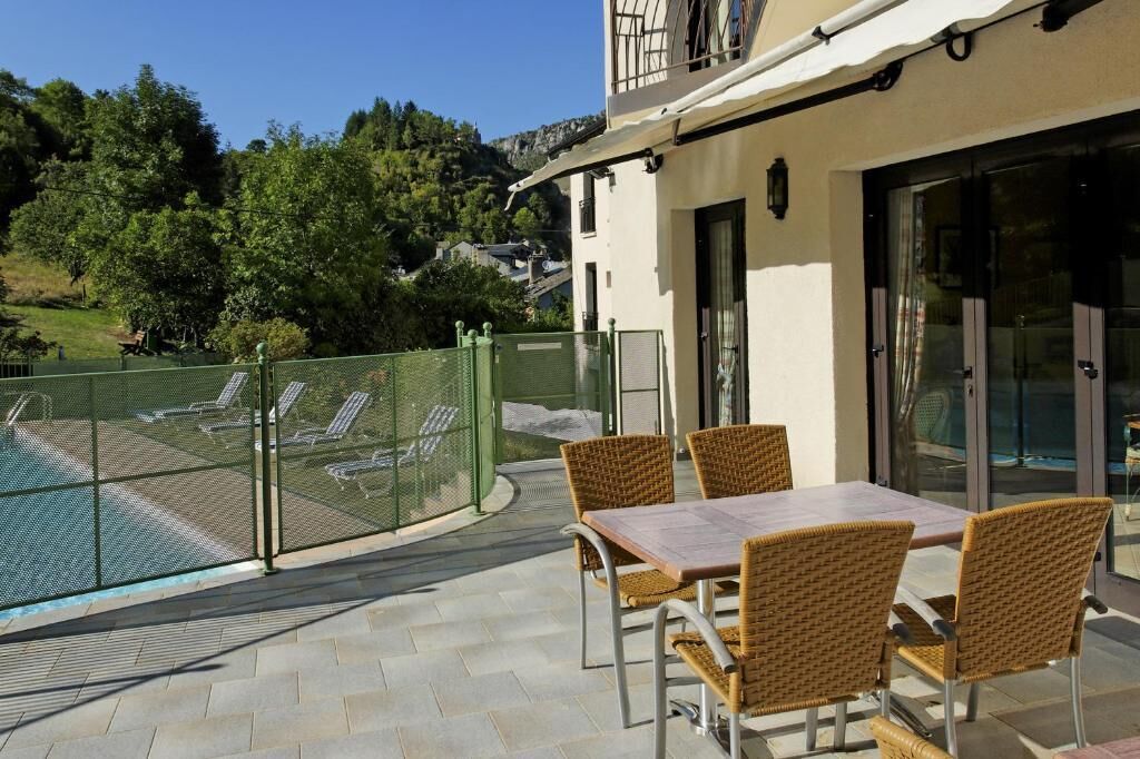 家庭房 | 室外用餐