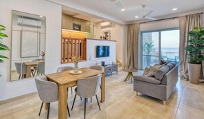 Interior - 2 BR Seafront Elegance with Balcony & Sea Views (St. Paul`s Bay)