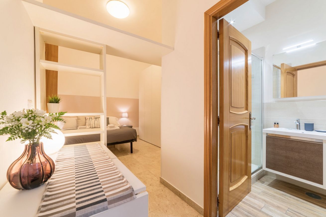 Fer et planche à repasser