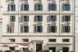 Exterior - Casa Aurora - WelcometoRhome 2BR 2BTH AC Wifi fully equipped (Roma)