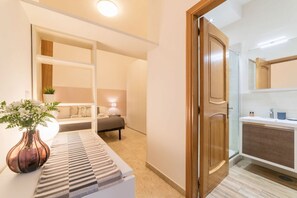 2 chambres, bureau, fer et planche à repasser, Wi-Fi gratuit