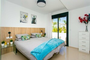3 bedrooms, iron/ironing board, WiFi, bed sheets - CH Villa Allegra Doña Pepa (Ciudad Quesada) (Ciudad Quesada)