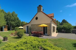 Exterior - Au Bonheur de Mona. 3*** label (Gouville-sur-Mer)