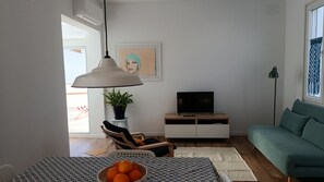 TV - La Marinera, beautiful apartment with Terrace, near the Beach (Barbate)