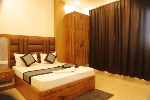 Standard Single Room, Garden View | Desk, WiFi (free)