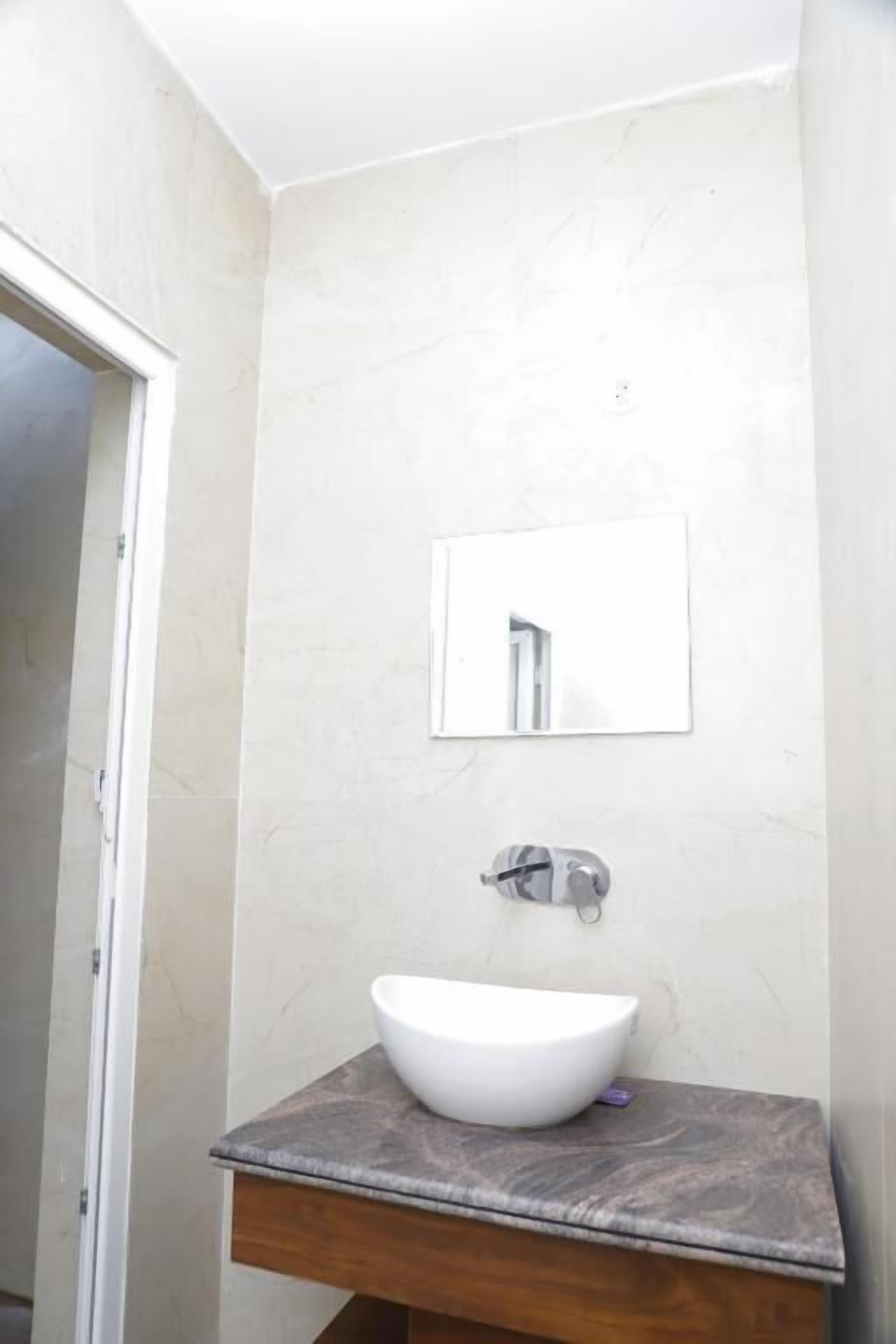 Standard Single Room, Garden View | Bilik Mandi | Kelengkapan dandanan diri percuma, tuala disediakan, sabun, syampu 