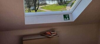 Appartamento-Bagno condiviso-Bagno privato-Vista l