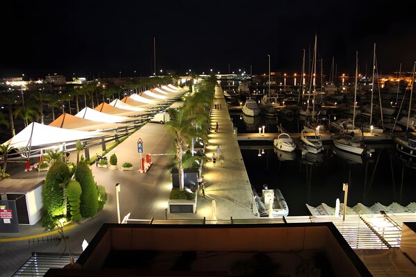 Marina - La Clau del Mar – Charming Bungalow in the Heart of Town (Santa Pola)
