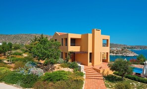 Exterior - Daphne & Chloe Estate (Chania)