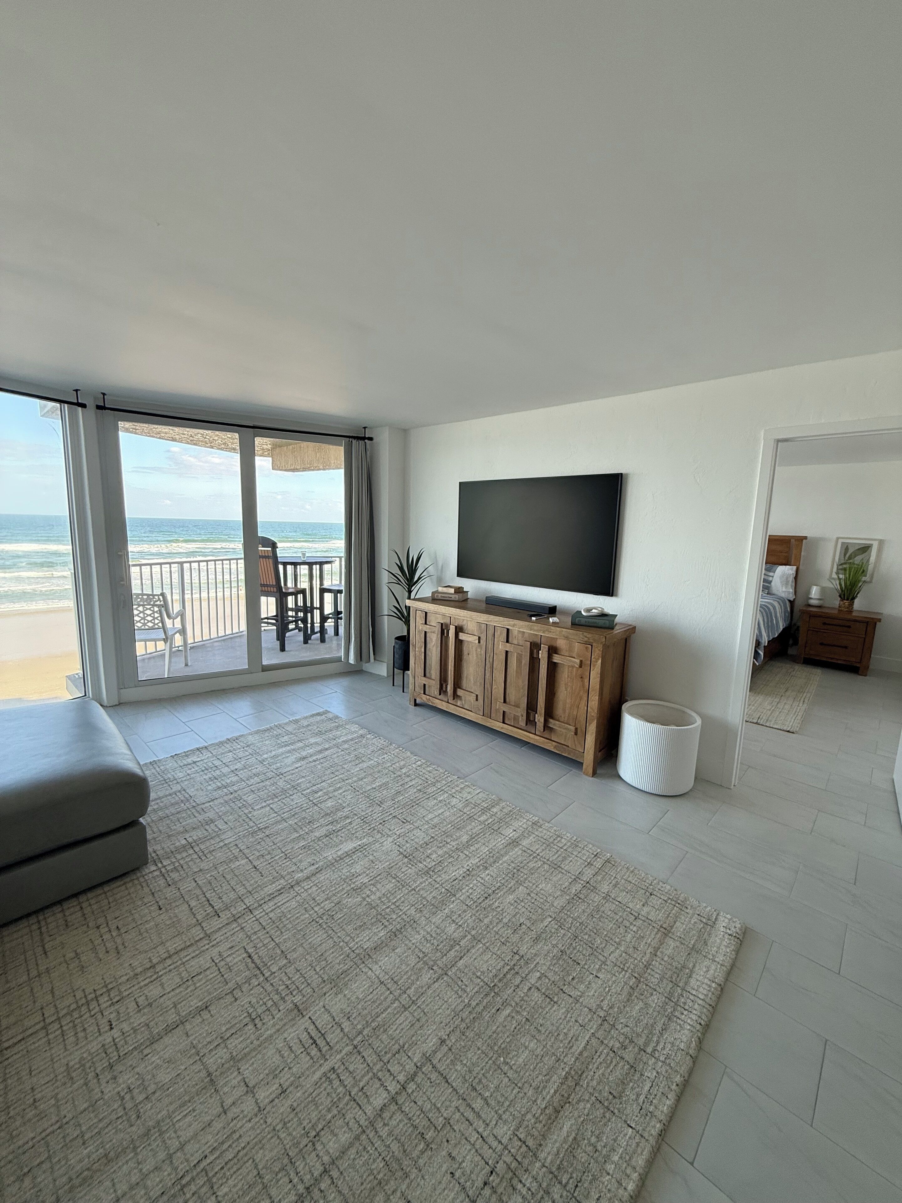 Internet, bed sheets