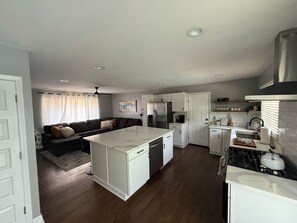 Microwave, oven, stovetop, dishwasher