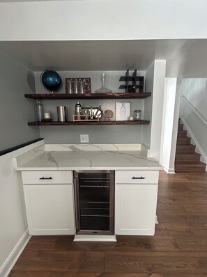 Interior - Charming 3Bed 2Bath Home located
In Clinton Twp MI, 30 min to Detroit (Clinton Township)