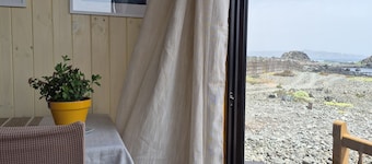 Cozy Ocean View Cabin With Natural Rock Pool - Perfect for Couples