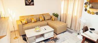 Gabon Happiness House Tivoli Glass