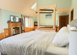 Desk, iron/ironing board, travel cot, WiFi - Big Bear Chalet- Hot tub, pool table, near resort! (Killington)