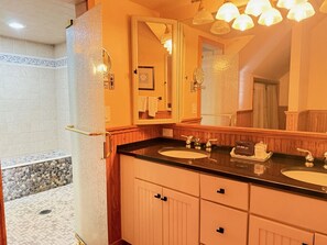 Hair dryer, towels - Big Bear Chalet- Hot tub, pool table, near resort! (Killington)