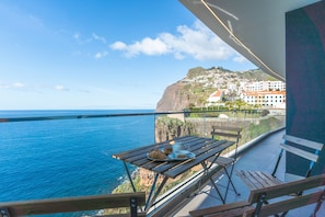 House - Xavelha Clifftop by Atlantic Holiday (Camara de Lobos)