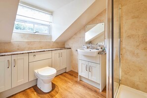 Shower, hair dryer, towels - Host & Stay | The Station Cottage (Lintz Green)
