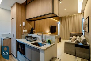 Interior - 15th Floor Bedsitter in a Condominium in Graça (Salvador)