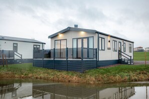 Exterior - Lodge No 35 | St Andrews Lodge Park (Strathkinness)