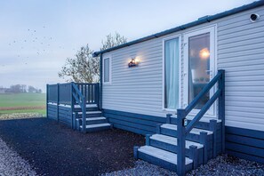 Exterior - Lodge No 229 | Stewart's Resort Cameron | Hot Tub (Cameron)
