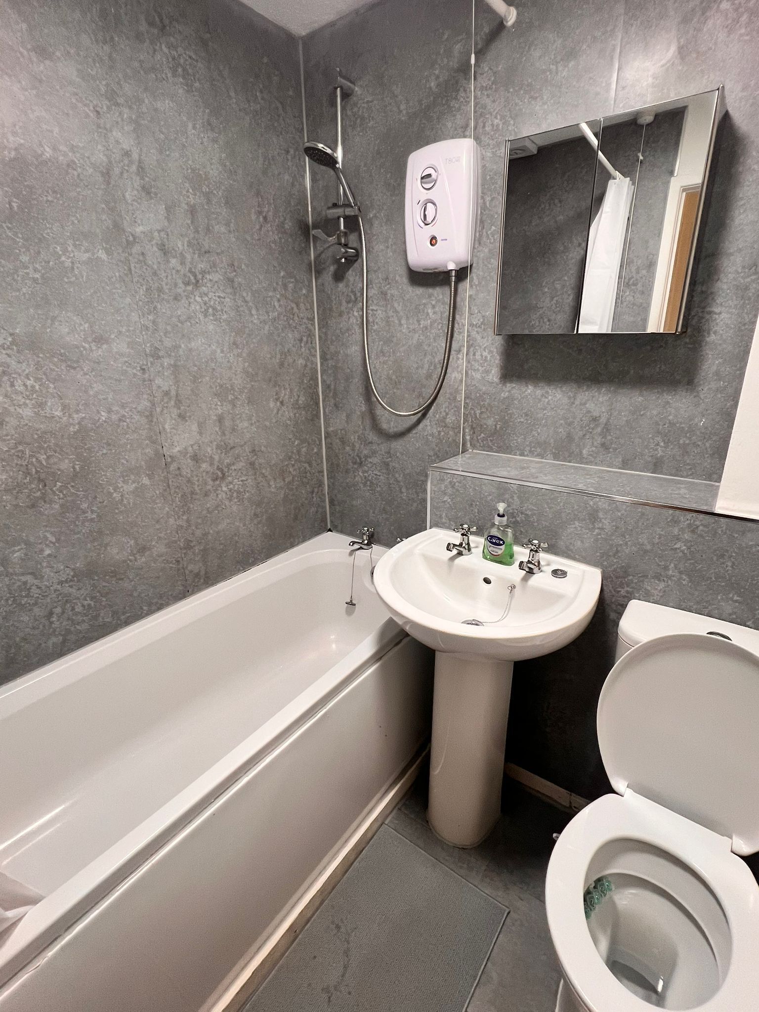 Towels, toilet paper