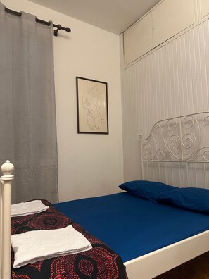 Shared Dormitory, 1 Bedroom | 1 bedroom - Room-b&b Fantasia Camera 2 (Bologna)