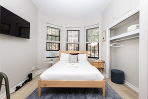 1 chambre, fer et planche à repasser, Wi-Fi, literie fournie
