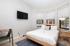 1 chambre, fer et planche à repasser, Wi-Fi, literie fournie