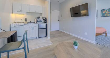 Blissful South End Studio