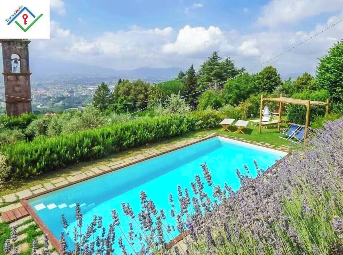 Piscina a l'aire lliure 