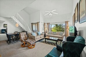 TV - Heron Pointe F20- 1 Bedroom Condo- Hot Tub (Myrtle Beach)