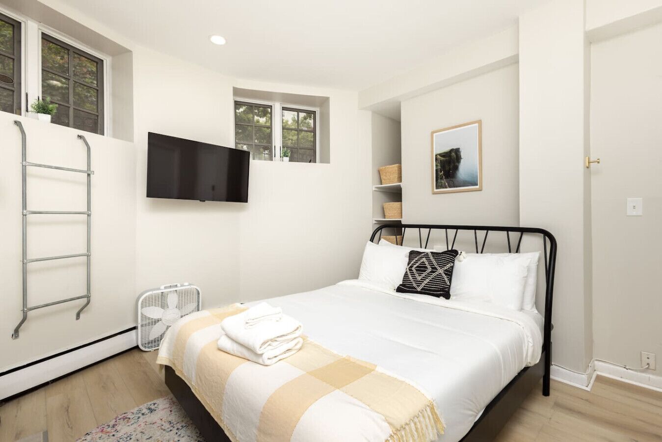 1 bedroom, iron/ironing board, WiFi, bed sheets