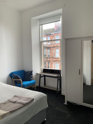 1 bedroom, desk, iron/ironing board, free WiFi