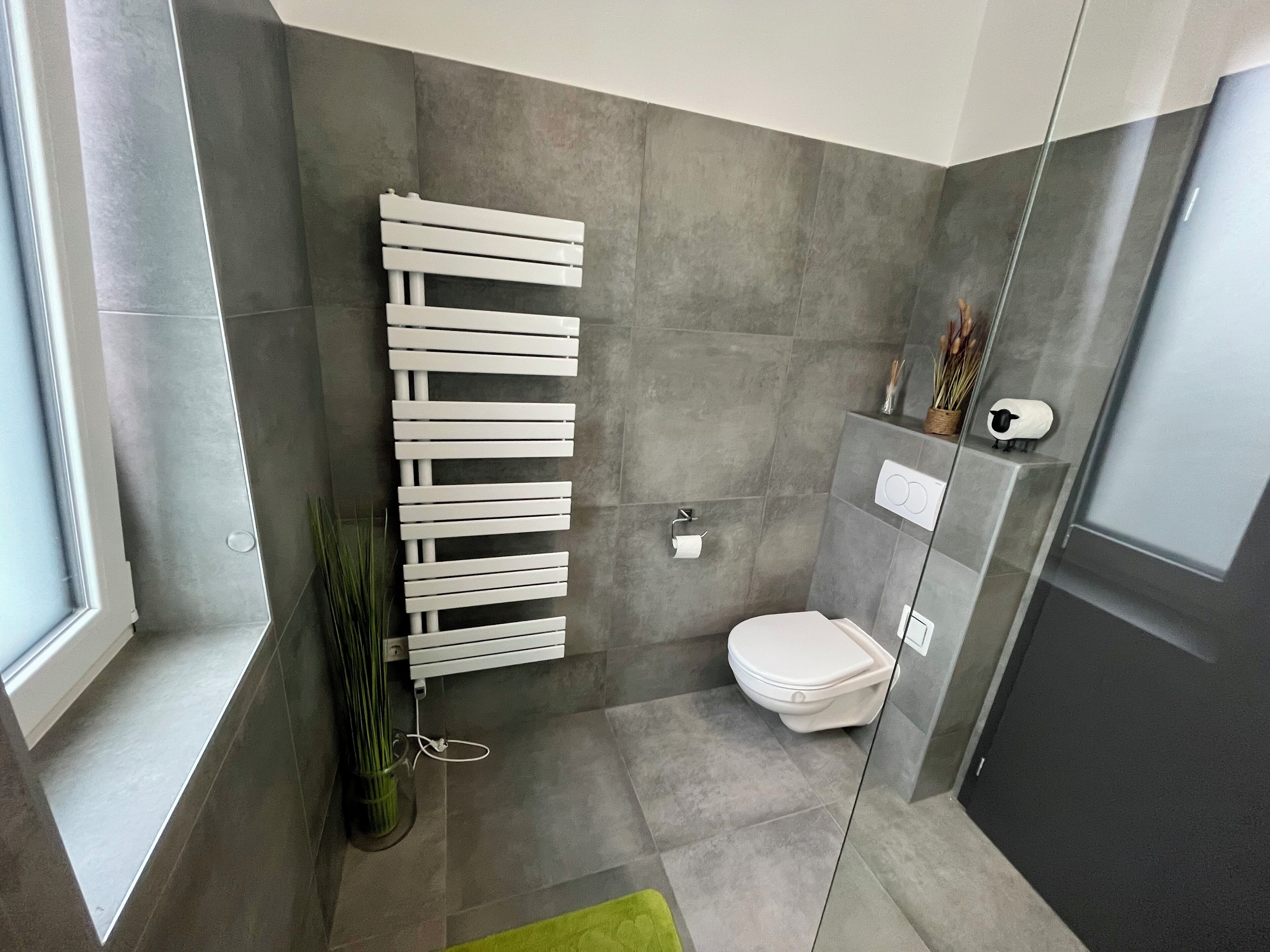 淋浴設備、風筒、提供毛巾、廁紙