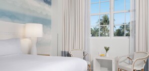 Iron/ironing board, Internet, bed sheets - Fabulous Hotel Across from South Beach - Marriott Vacation Club, South Beach (Miami Beach)