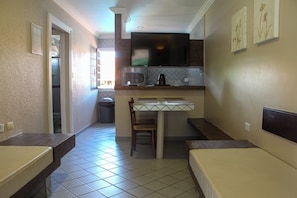 Family Apartment, Balcony, Garden View | Private kitchenette | Mini-fridge - POUSADA PORTO MAR (Ipojuca)