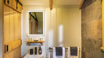 Cabin, Bathtub (Monkwood Shepherds Hut) | Bathroom | Free toiletries, hair dryer, towels, soap