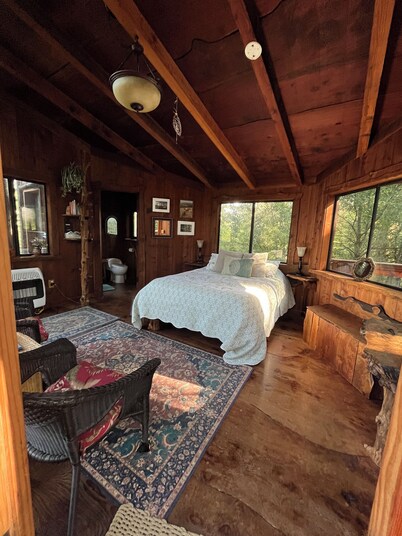Spectacular Treehouse on the California Sonoma Coast