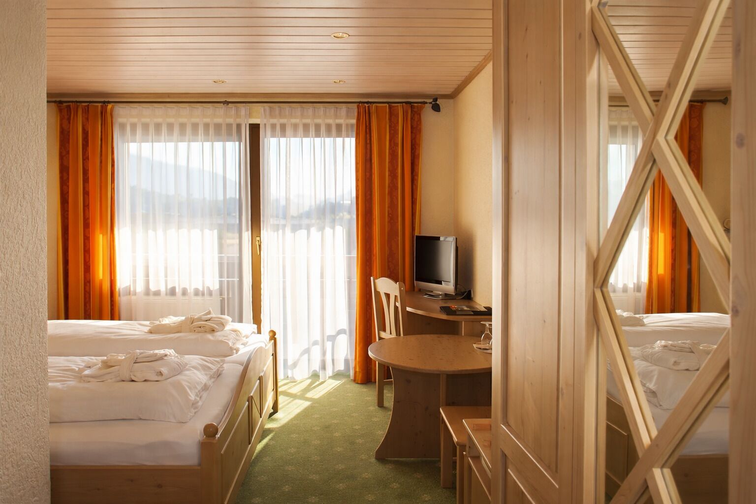 Doppia Basic, balcone | Una cassaforte in camera, Wi-Fi gratuito