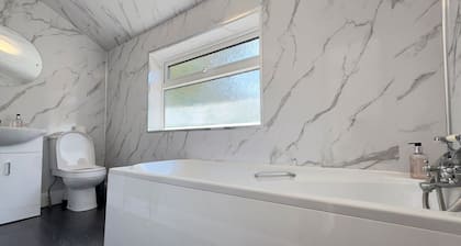 Near Airport Fully Detached House